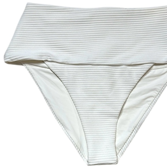 L*Space Eco Chic Repreve Desi Bikini Bottom - Picture 8 of 15